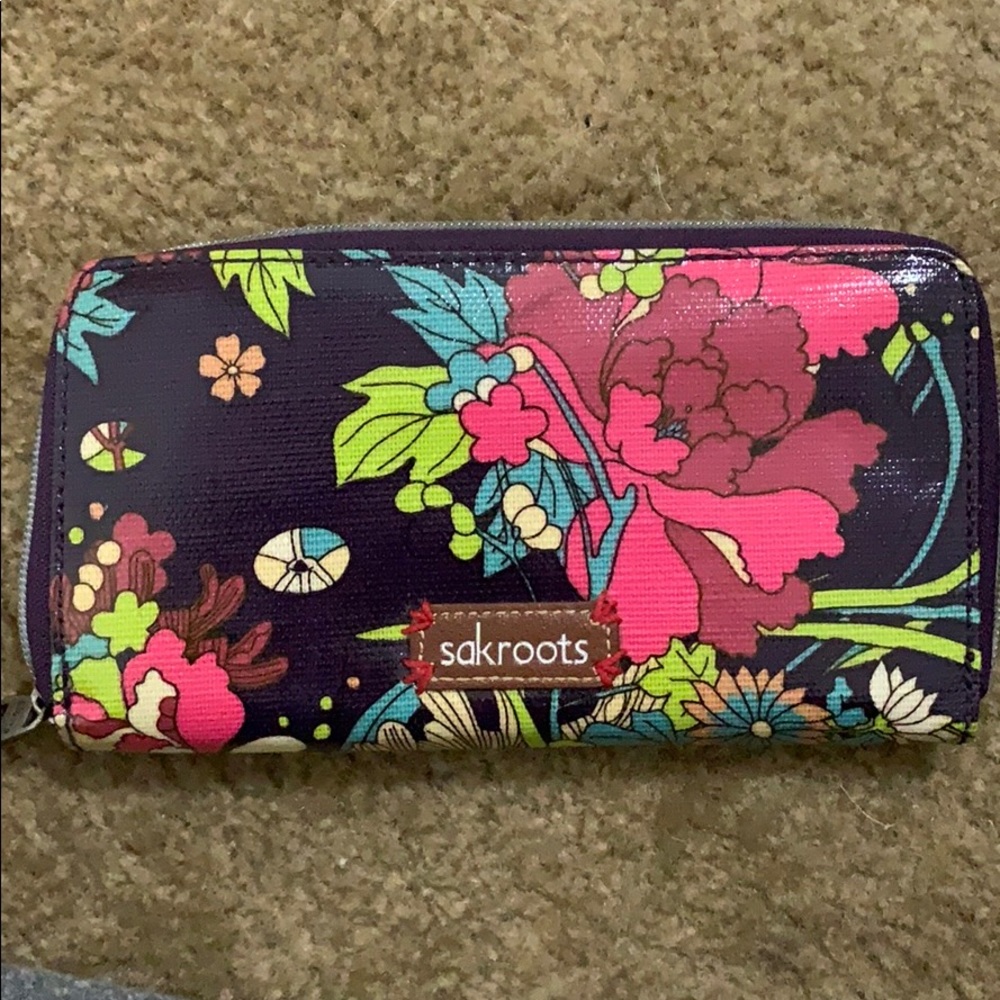 sakroots wallet